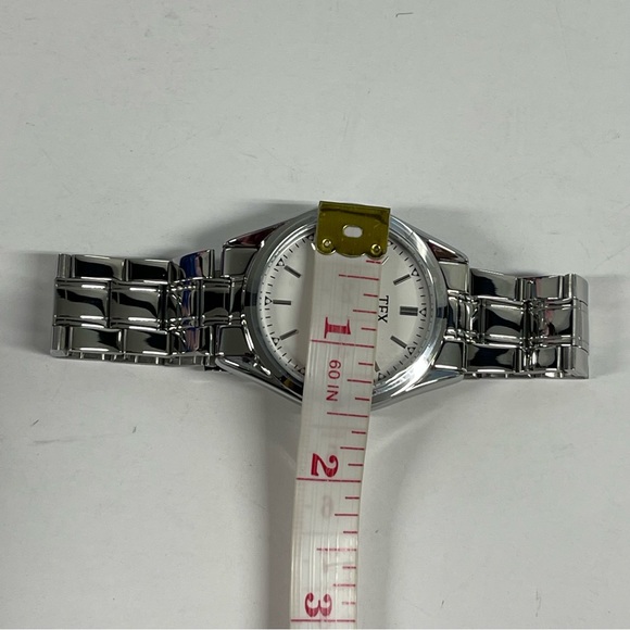 🕰BULOVA STAINLESS STEEL WATCH - Picture 8 of 9